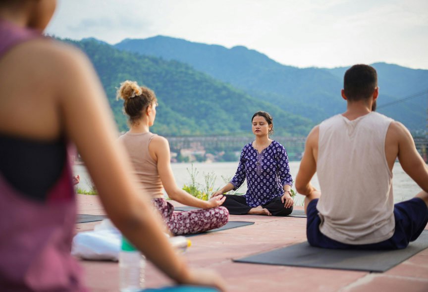200/300 hr yoga TTC courses Rishikesh india
