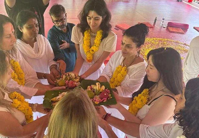 85 Hr Prenatal / Postnatal Yoga TTC in Kerala