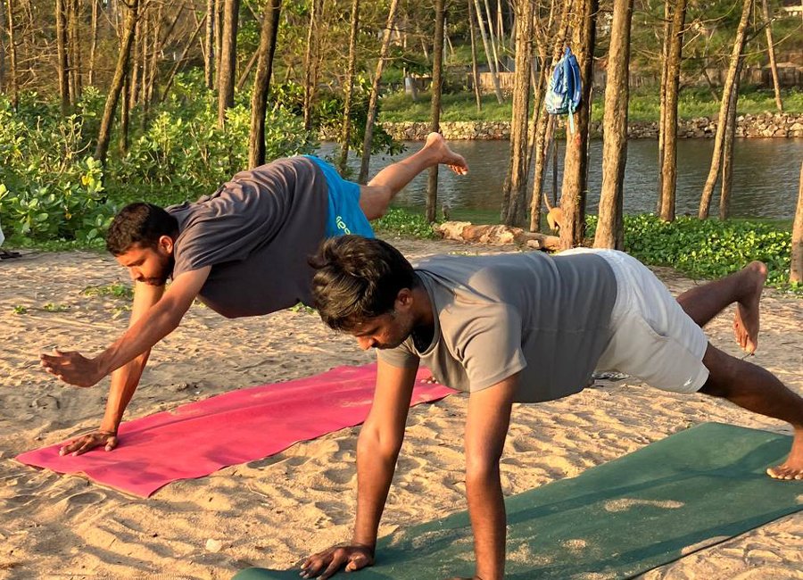 200/300 hr yoga TTC courses kerala india